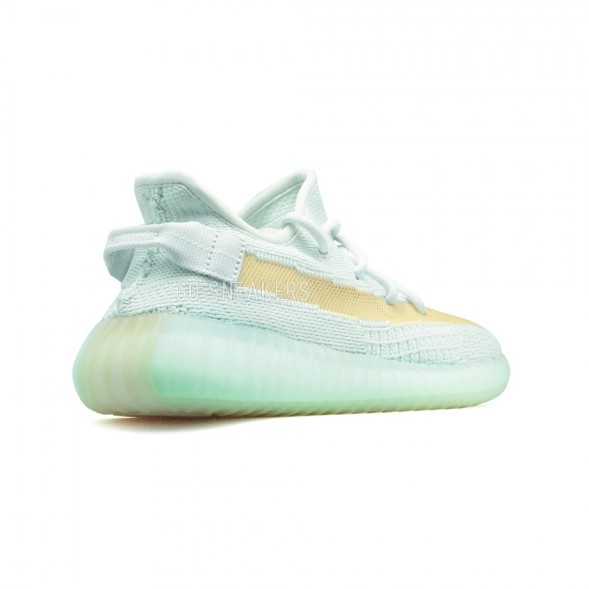 Женские кроссовки Adidas YEEZY Boost 350 V2 HYPERSPACE