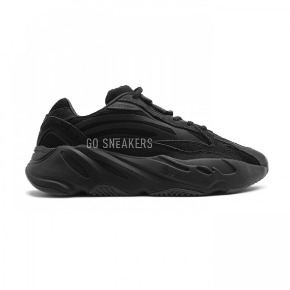 Женские кроссовки Adidas Yeezy Boost Boost 700 V2 Vanta