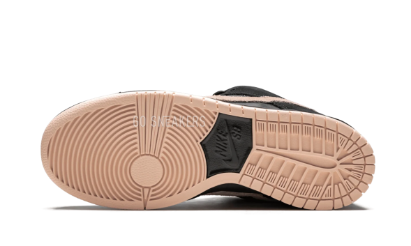 Унисекс кроссовки Nike Dunk SB Low Black Washed Coral