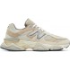 Унисекс кроссовки New Balance 9060 Sea Salt