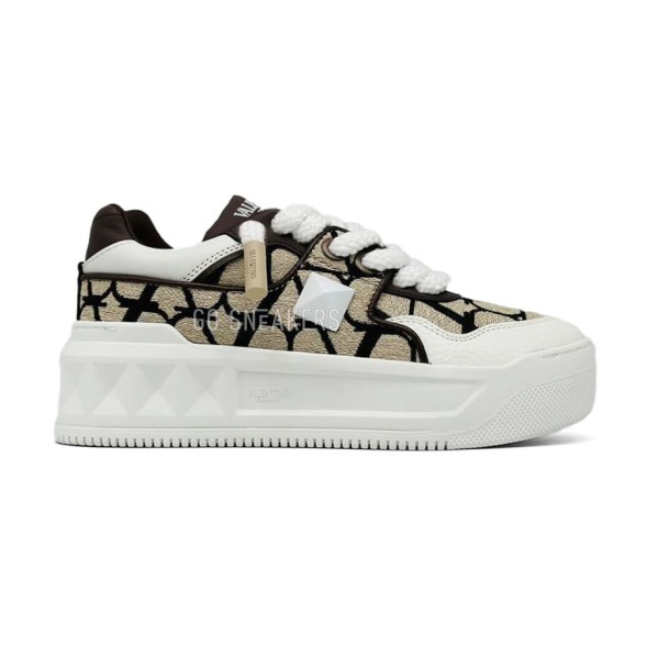 Женские кроссовки Valentino Garavani One Stud XL Woman Beige/Black