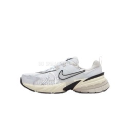 Nike V2K Run Runtekk Summit White Metallic