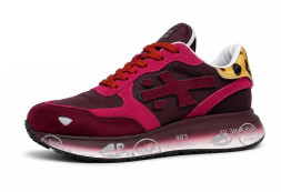 Premiata Lauryn Wine